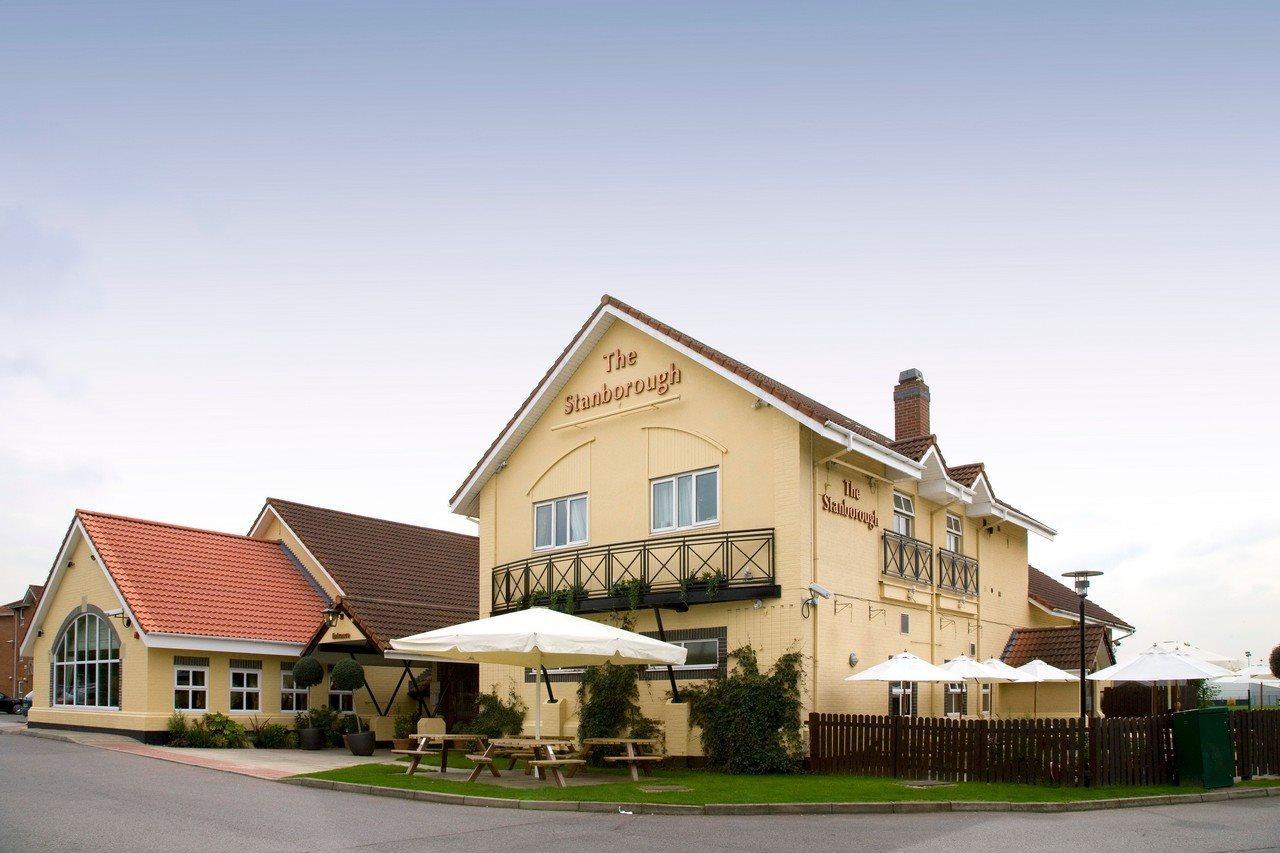 Premier Inn Welwyn Garden City Exterior foto